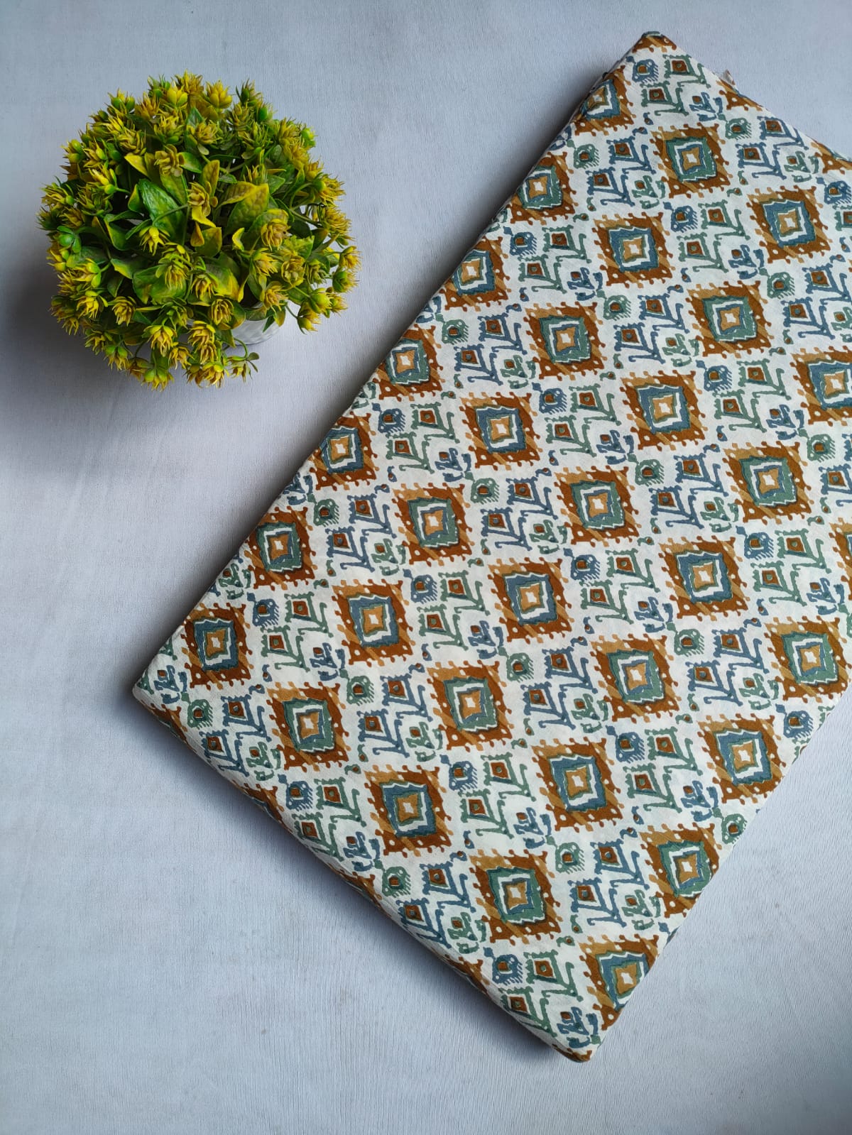 Off White Geometric Screen Print Pure Cotton Fabric From Tulsi Prints